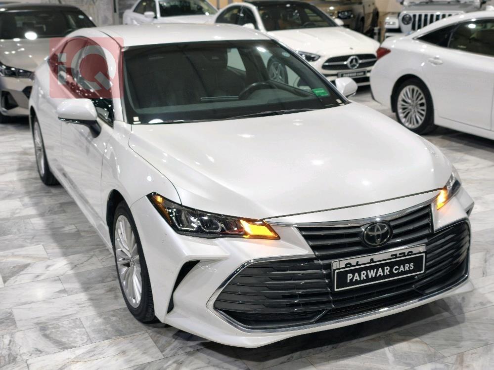 تويوتا أفالون